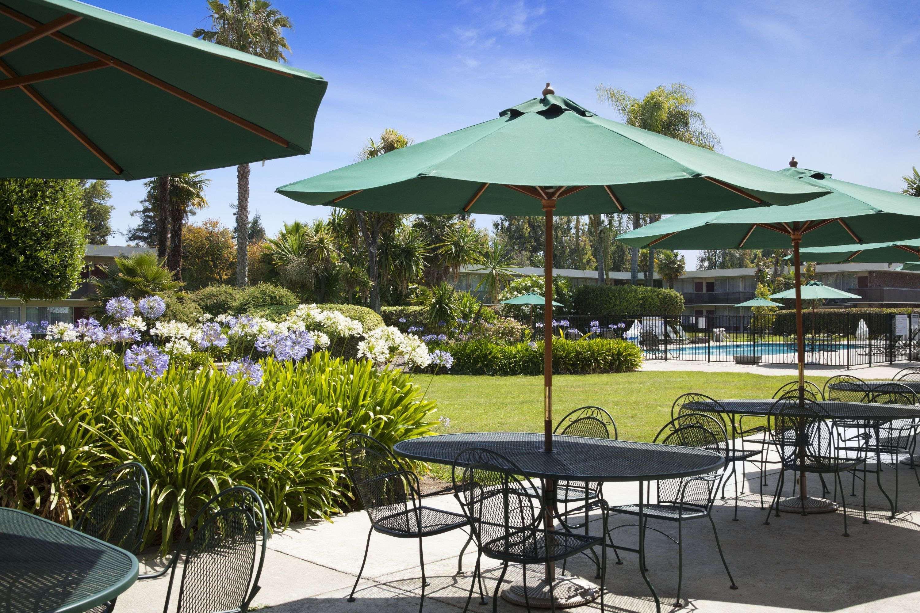 Ramada by Wyndham Sunnyvale/Silicon Valley Dış mekan fotoğraf